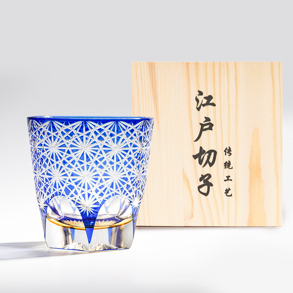 日式江戶切子 手工雕刻麻葉雕刻威士忌杯 - 藍色 - 正面圖|BRAVOMART
