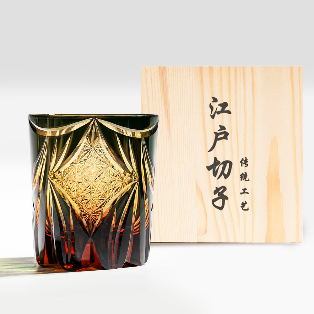 日式江戶切子 羽焰光紋手工切割威士忌杯 - 黑琥珀 - 正面圖｜BRAVOMART
