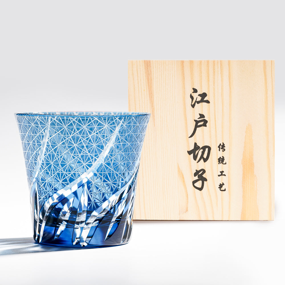 日式江戶切子 流光風紋手工切割威士忌杯 - 水藍 - 正面圖｜BRAVOMART