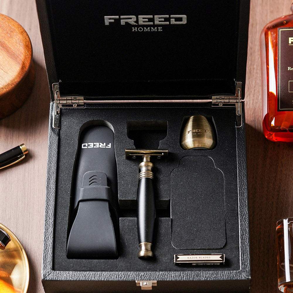 古銅黑雙刃刮鬍刀，尊爵四件組，FREED 客製化刻字。