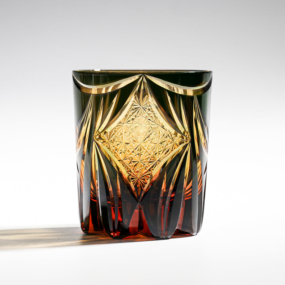 日式江戶切子 羽焰光紋手工切割威士忌杯 - 黑琥珀 - 刻字展示｜BRAVOMART