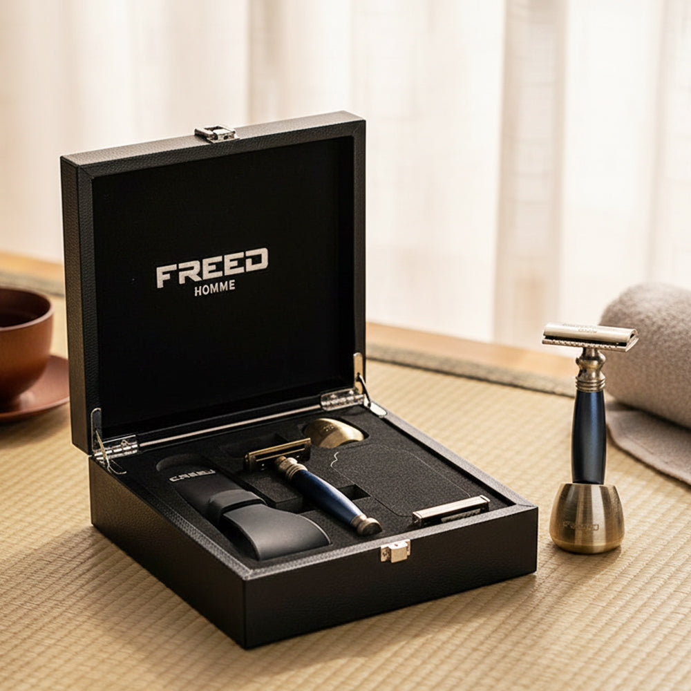 【FREED】古銅系列尊爵四件組雙刃式刮鬍刀禮盒 - 帝王藍 包裝展示