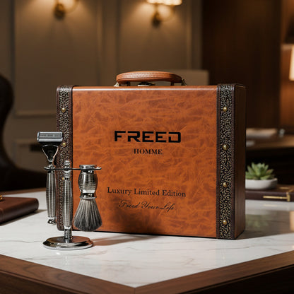 FREED 【兩週年紀念款】 豪華典藏版刮鬍刀禮盒 - 手雷款 包裝展示