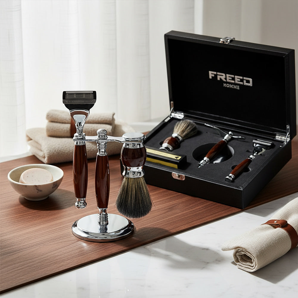 FREED 五刀式 刮鬍刀豪華禮盒四件組 - 仿紫紅檀木 商品情境展示