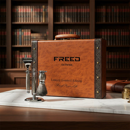 FREED 【兩週年紀念款】 豪華典藏版刮鬍刀禮盒 - 蝕刻雕花鍍鎳版 細節展示