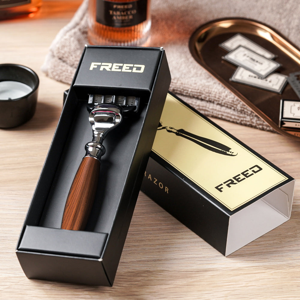 FREED 五刀式刮鬍刀 - 仿胡桃木 細節展示