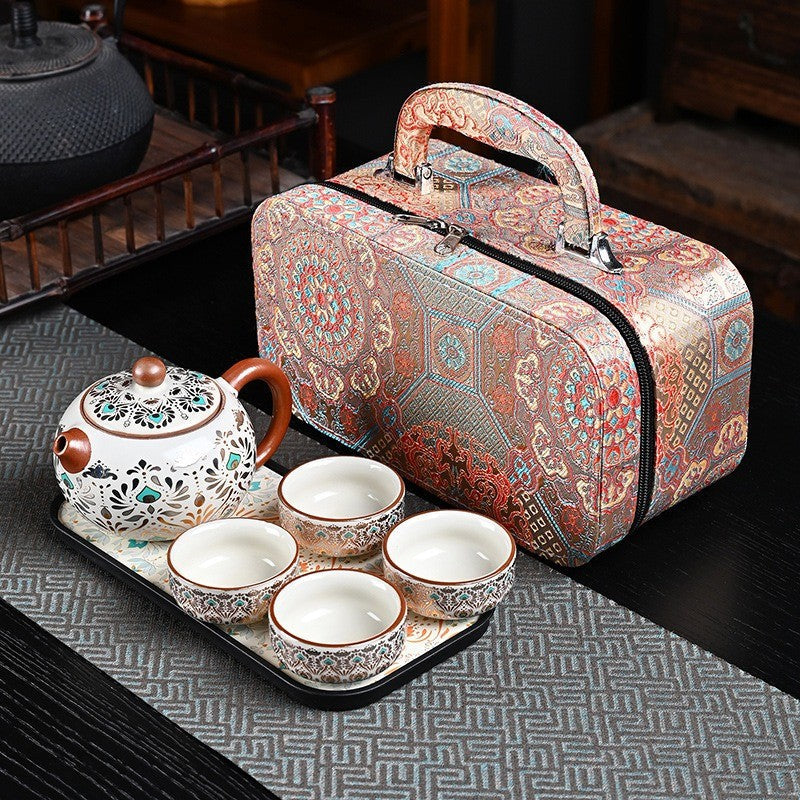 敦煌鳳翎一壺四杯旅行茶具組 情境 2